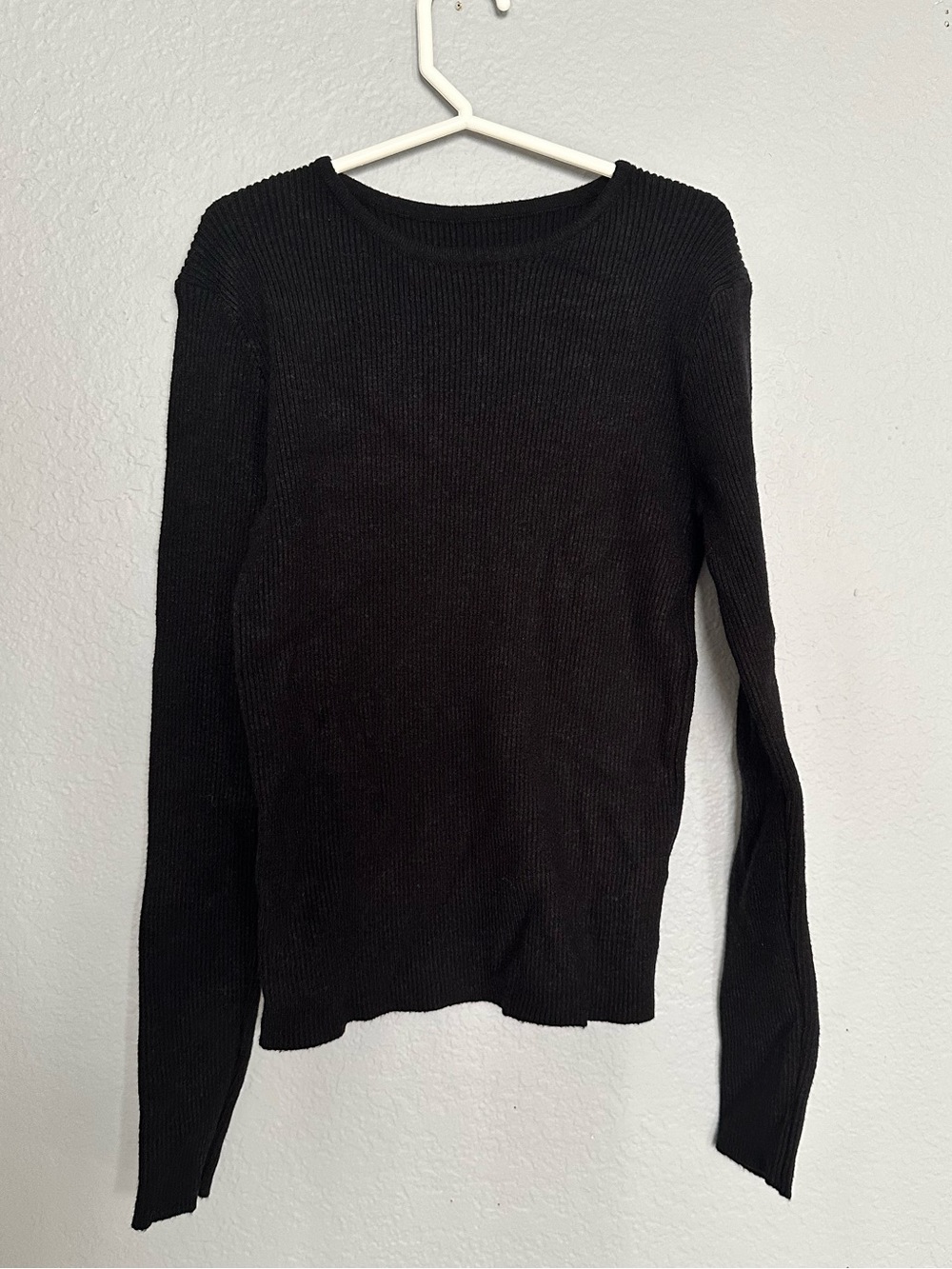 Black Ribbed Longsleeve - Picture 2 of 2